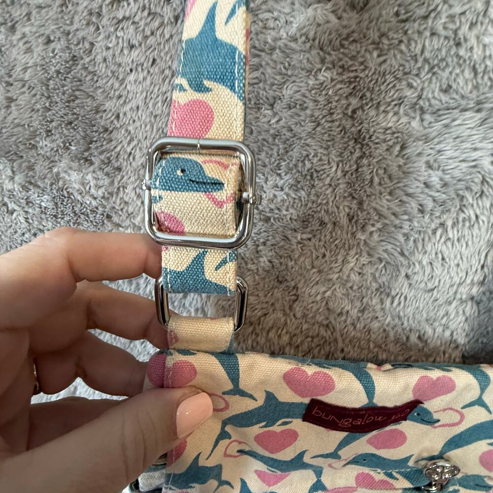 Bungalow 360 Crossbody Purse Shoulder Bag Satchel Blue Dolphin Pink Heart Canvas - Picture 6 of 12